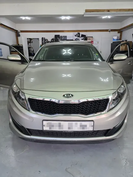 Kia K5 1st GenのAndroid Auto・CarPlay取付事例 写真