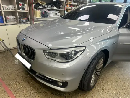 BMW 5 Series GT F07のドライブレコーダー取付事例 写真