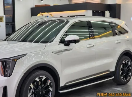Kia Sorento MQ4のカーフィルム施工事例｜費用目安・仕上がり 写真
