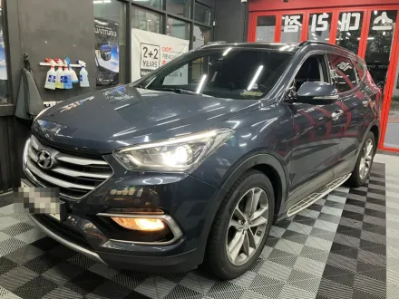 Hyundai Santa Feのドラレコ取付事例｜費用目安・仕上がり 写真