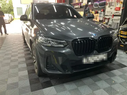 BMW X3のドラレコ取付事例｜費用目安と仕上がり 写真