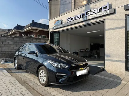 Kia K3のカーフィルム施工事例｜費用目安・仕上がり 写真