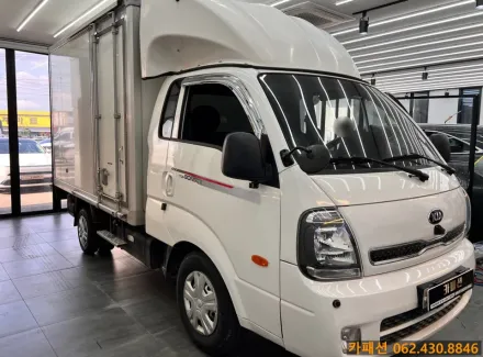 Kia Bongo 3の4カメラドラレコ取付事例｜費用目安・機能 写真