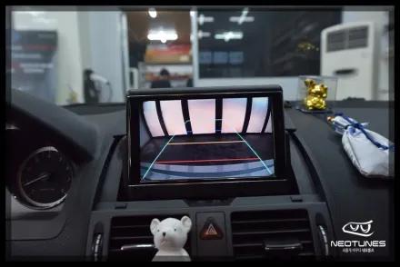 Mercedes-Benz C-ClassのAndroid Auto・CarPlay取付事例 写真