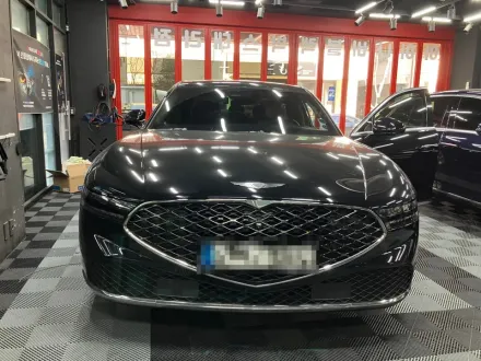 Genesis G90 ドライブレコーダー取付事例｜費用目安・仕上がり 写真