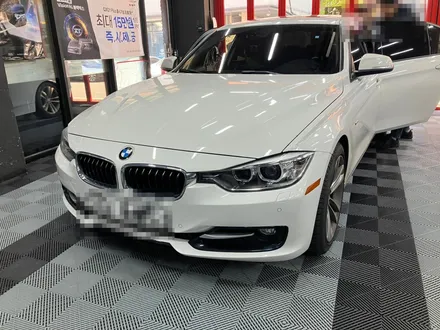 BMW 3 Series F30のドラレコ取付事例｜費用目安・仕上がり 写真