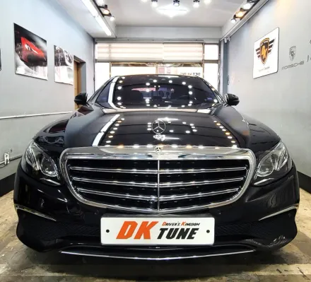 Mercedes-Benz E300のガラスコーティング事例｜費用目安・仕上がり 写真