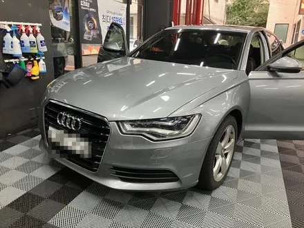 Audi A6のドラレコ取付事例｜アイサイトZ9500 写真