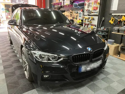 BMW 3 Series F30 ドラレコ取付事例｜費用目安・仕上がり 写真