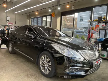 Hyundai Grandeur HGのカーフィルム施工事例 写真