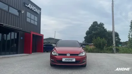 Volkswagen GolfのAndroid Auto・CarPlay取付事例 写真