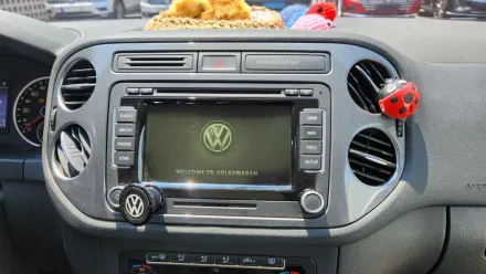 Volkswagen Tiguanのドライブレコーダー取付事例 写真