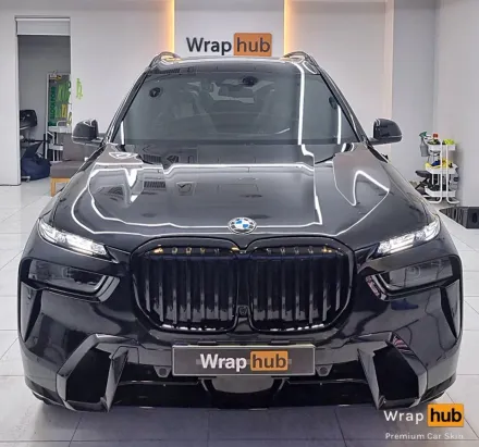 BMW X7のカーラッピング事例｜クロームをブラック化 写真