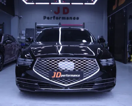 Genesis G90のガラスコーティング事例｜費用目安・仕上がり 写真