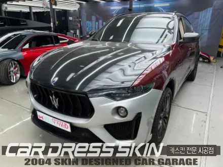 Maserati Levanteのカーラッピング事例｜費用目安・仕上がり 写真