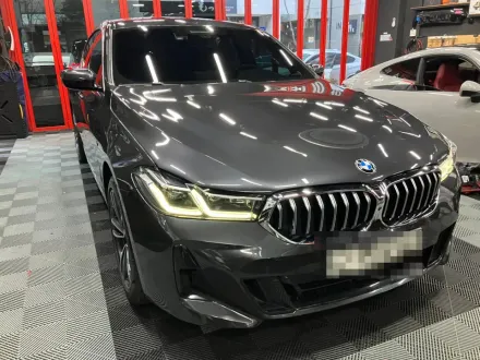 BMW 6 Series GT ドラレコ取付事例｜費用目安と仕上がり 写真