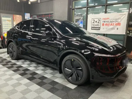 Tesla Model Yのカーフィルム施工事例｜費用目安・仕上がり 写真