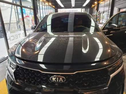 Kia Sorentoのカーフィルム施工事例｜費用目安・仕上がり 写真