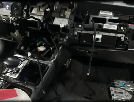 Genesis EQ900のAndroid Auto・CarPlay取付事例 写真