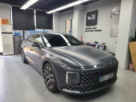 Hyundai Grandeur GN7のカーラッピング事例｜費用目安・仕上がり 写真