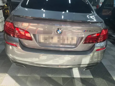 BMW 5 Series F10 ドラレコ取付事例｜費用目安・仕上がり 写真