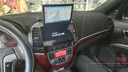 Hyundai Santa FeのAndroid Auto・CarPlay取付事例 写真