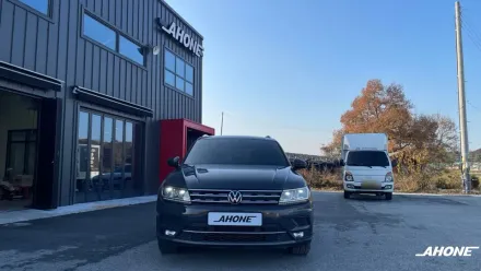 Volkswagen Tiguanのドラレコ取付事例｜費用目安・仕上がり 写真