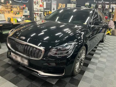 Kia K900のドライブレコーダー取付事例 写真