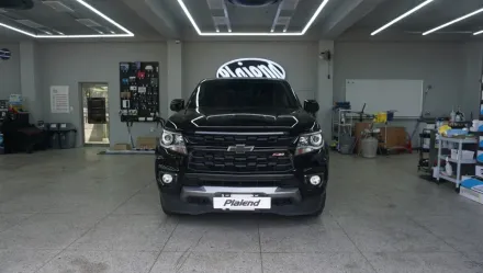 Chevrolet Coloradoのドライブレコーダー取付事例 写真