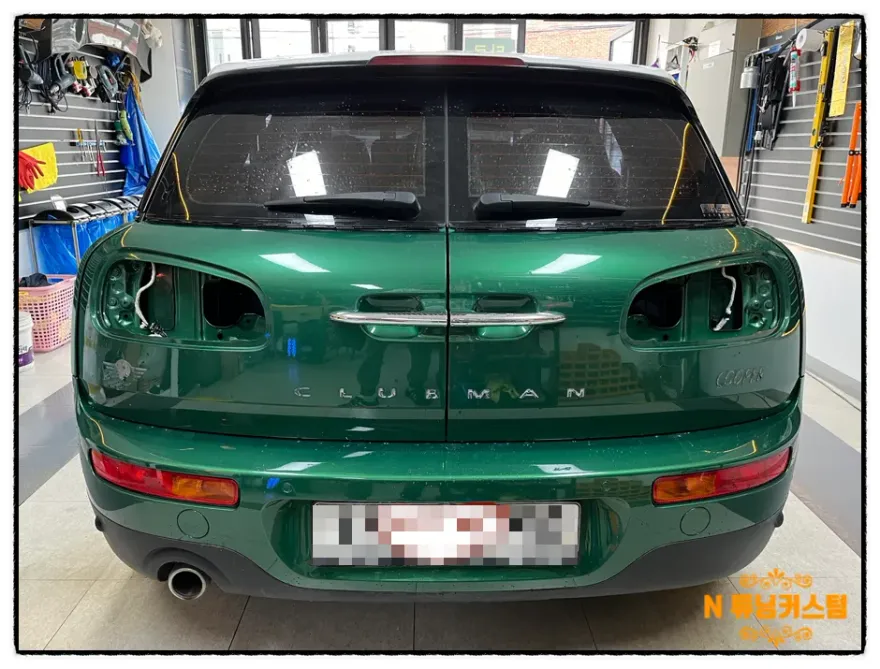 MINI Clubmanのカーラッピング事例｜費用目安・仕上がり 施工写真 1-2