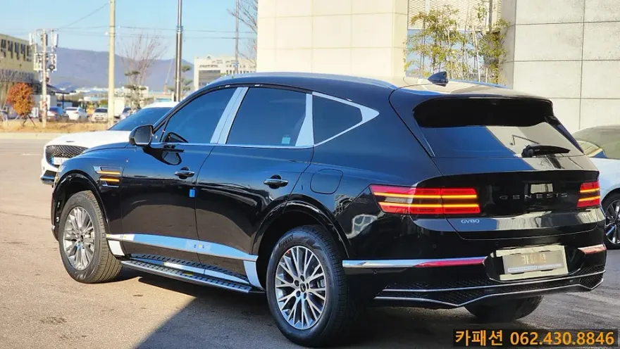 Genesis GV80 カーフィルム施工事例｜費用目安と仕上がり 施工写真 4-2