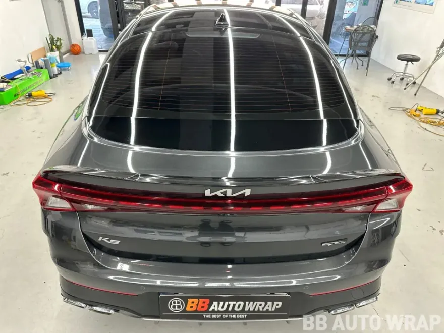 Kia K5 DL3のカーラッピング事例｜クロームメッキの印象変更 施工写真 2-1