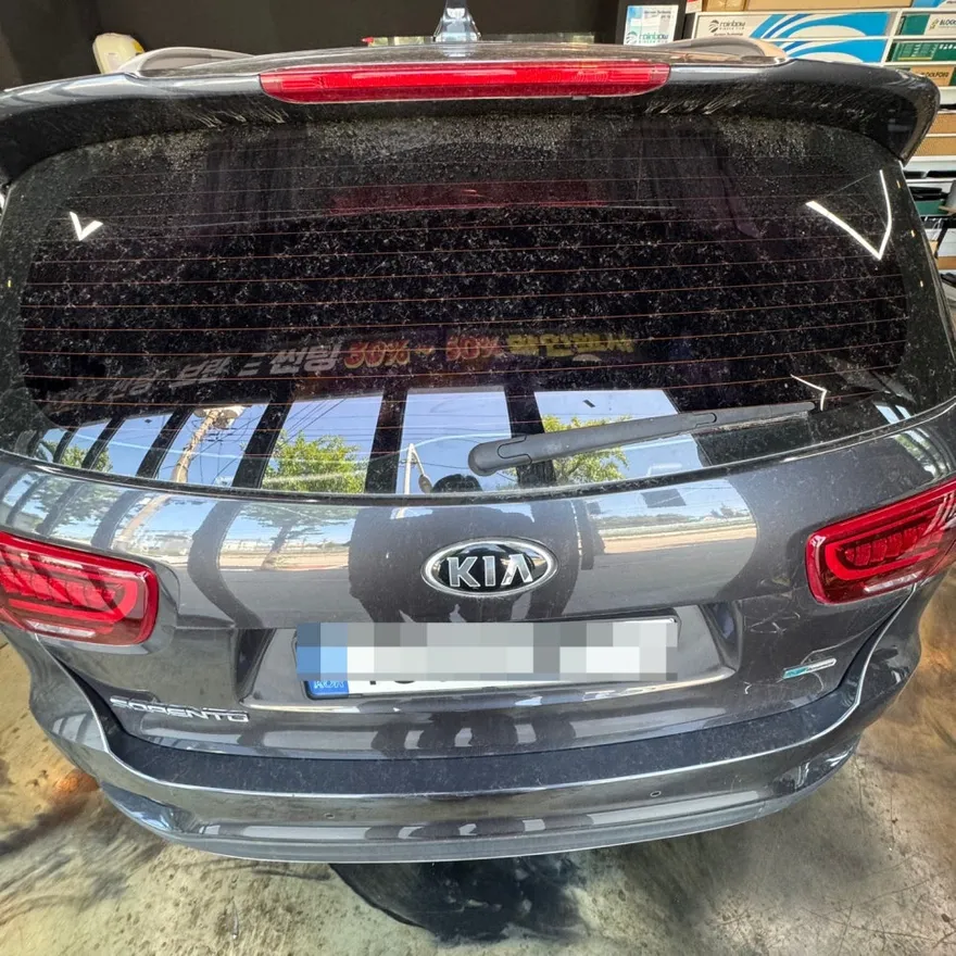 Kia Sorento MQ4のカーフィルム施工事例｜費用目安・仕上がり 施工写真 2-1