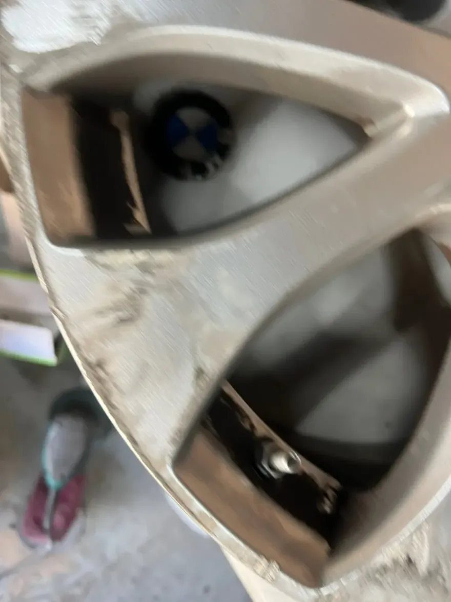 Mercedes-Benz E-Class wheel repair - Mercedes-Benz E-Class Wheel Repair & Painting Review photo 2