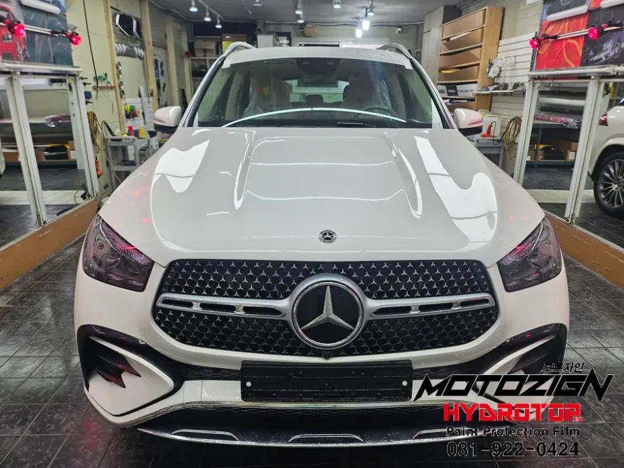 Mercedes-Benz GLE 450のカーラッピング事例|費用目安・仕上がり 施工写真 2-1