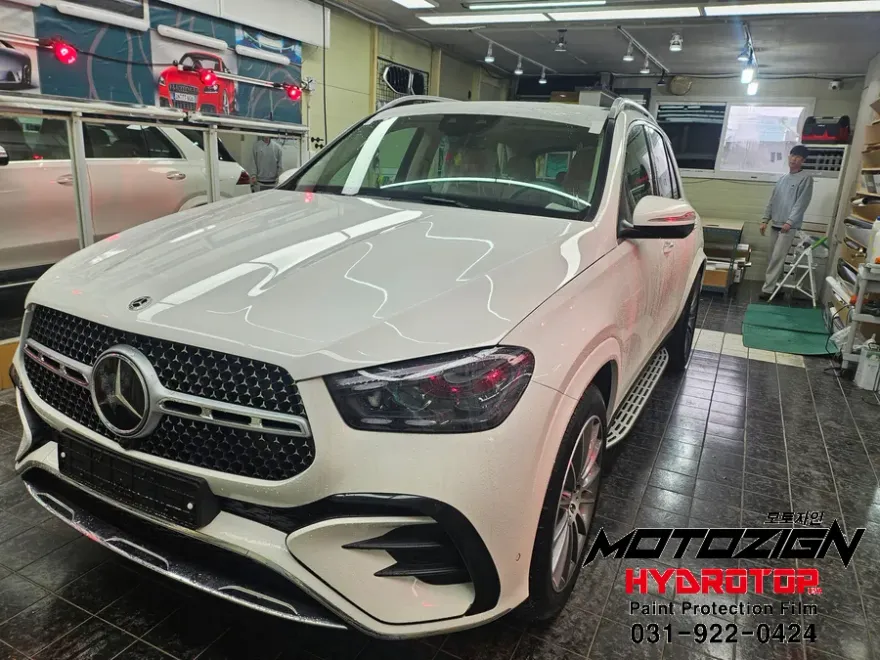Mercedes-Benz GLE 450のカーラッピング事例|費用目安・仕上がり 施工写真 3-1