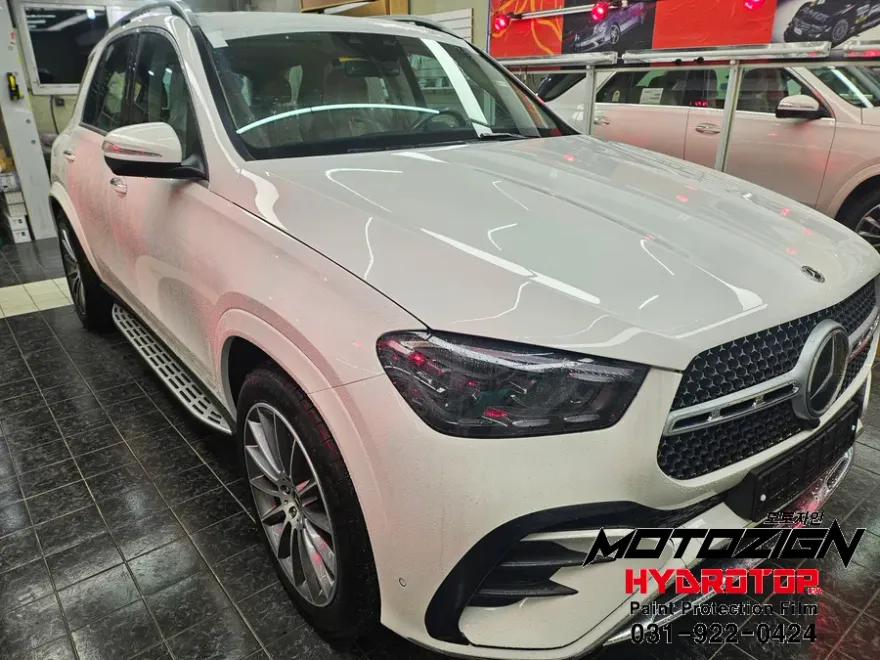 Mercedes-Benz GLE 450のカーラッピング事例|費用目安・仕上がり 施工写真 4-1