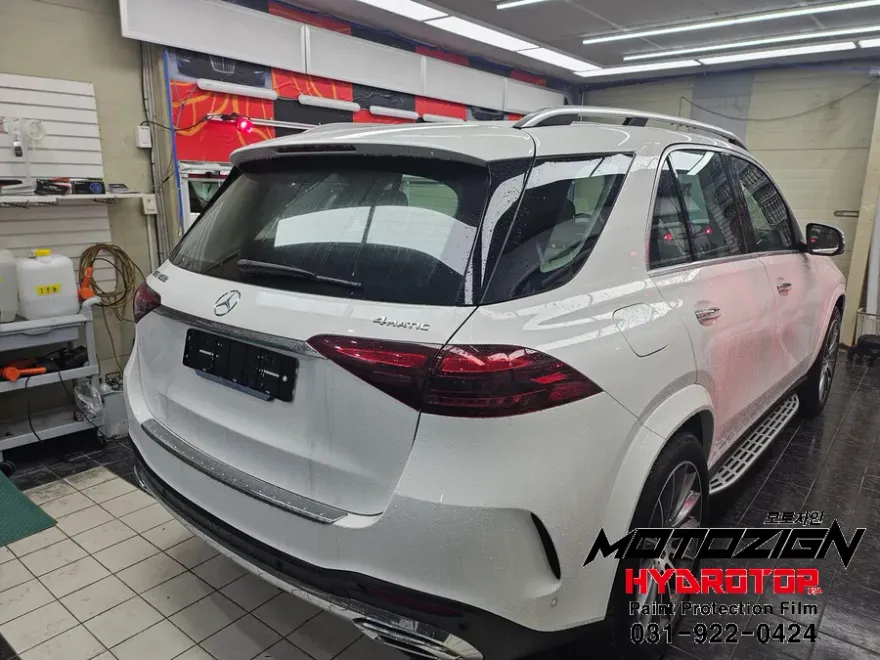 Mercedes-Benz GLE 450のカーラッピング事例|費用目安・仕上がり 施工写真 1-2