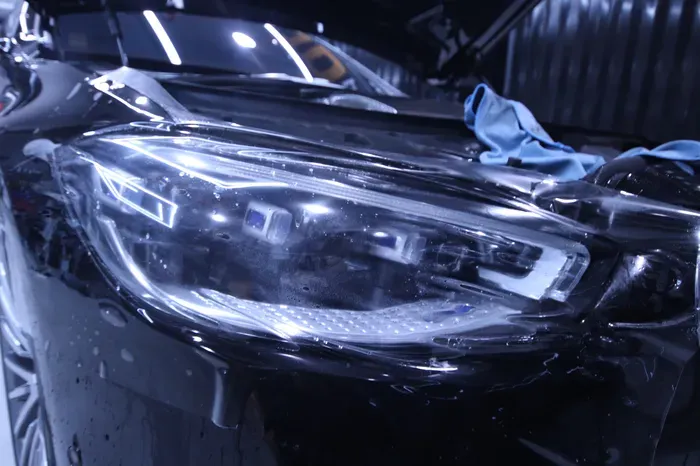 メルセデス・ベンツ Sクラス W223 PPF施工事例｜費用目安・仕上がり 施工写真 1-3