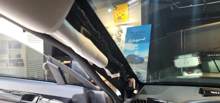 Hyundai Grandeur GN7のドラレコ取付事例|費用目安・仕上がり 施工写真 3-1