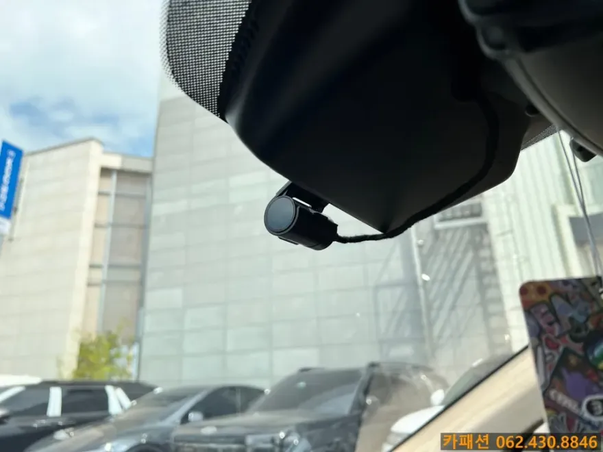 Kia Carnival KA4 dash cam - Kia Carnival KA4 Dash Cam Installation Review photo 3