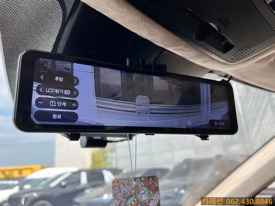 Kia Carnival KA4のドライブレコーダー取付事例 施工写真 1-3