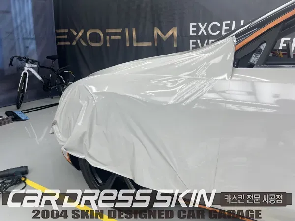 Tesla Model Y Juniperのカーラッピング事例｜費用目安・仕上がり 施工写真 3-2