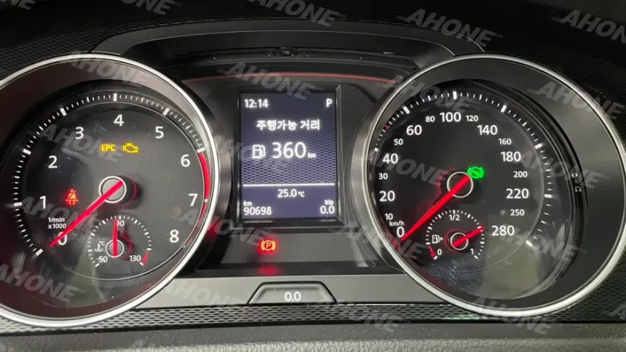 Volkswagen Golf 7th Gen ambient lighting - Volkswagen Golf 7th Gen Ambient Lighting Review — Cost photo 3