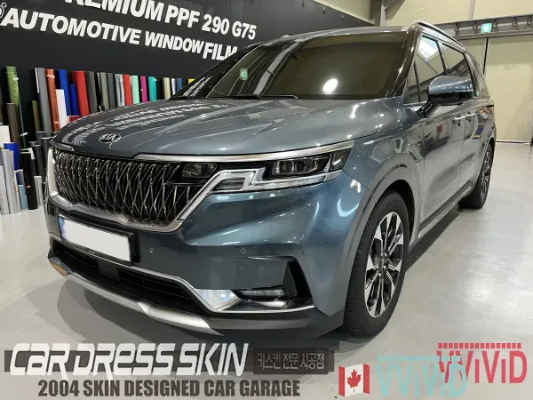 Kia Carnival 4代目 ラッピング事例｜キャンディロイヤルパープル 施工写真 1-1