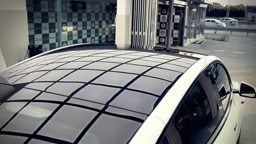 Tesla Model YのPPF施工事例｜熱遮断効果と保護性能 施工写真 3-3