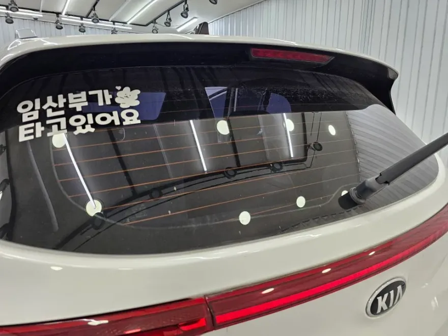 Kia Sportage QLのカーフィルム施工事例｜費用目安・仕上がり 施工写真 1-2