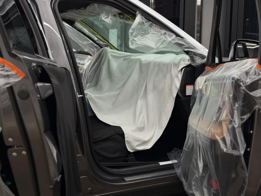 Hyundai Santa Fe MX5のカーフィルム施工事例｜クリアな視界と快適性 施工写真 2-1