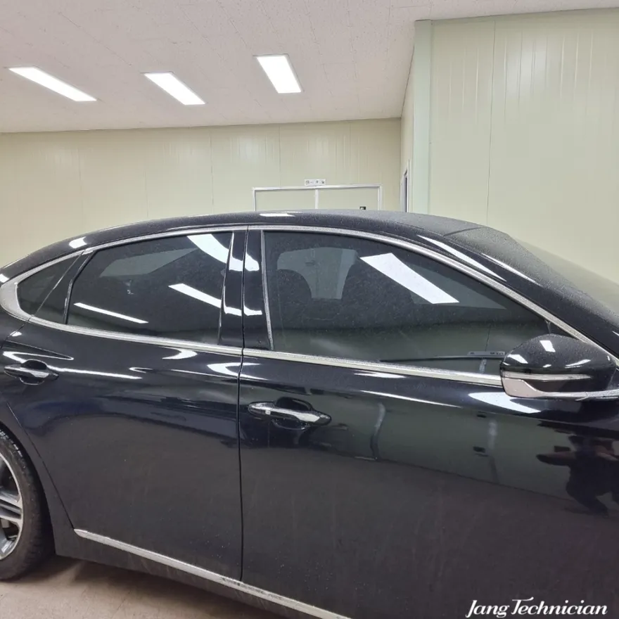 Hyundai Grandeur IGのカーフィルム施工事例｜費用目安と仕上がり 施工写真 3-1
