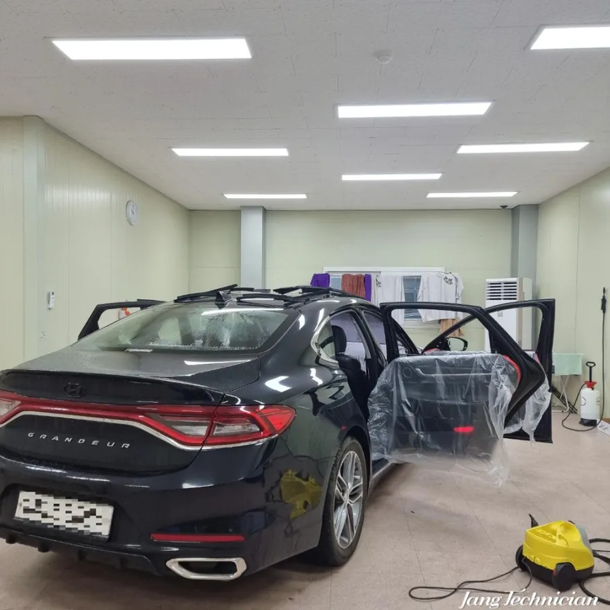 Hyundai Grandeur IGのカーフィルム施工事例｜費用目安と仕上がり 施工写真 1-2